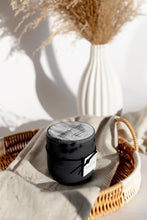 Load image into Gallery viewer, Somebud-y to Love Candle

